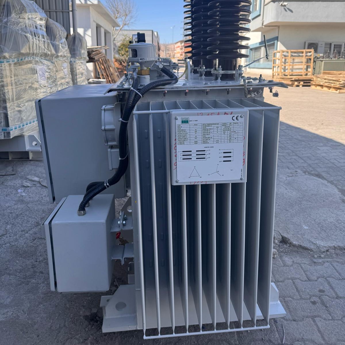 200 kVA transformer for commercial and industrial power distribution