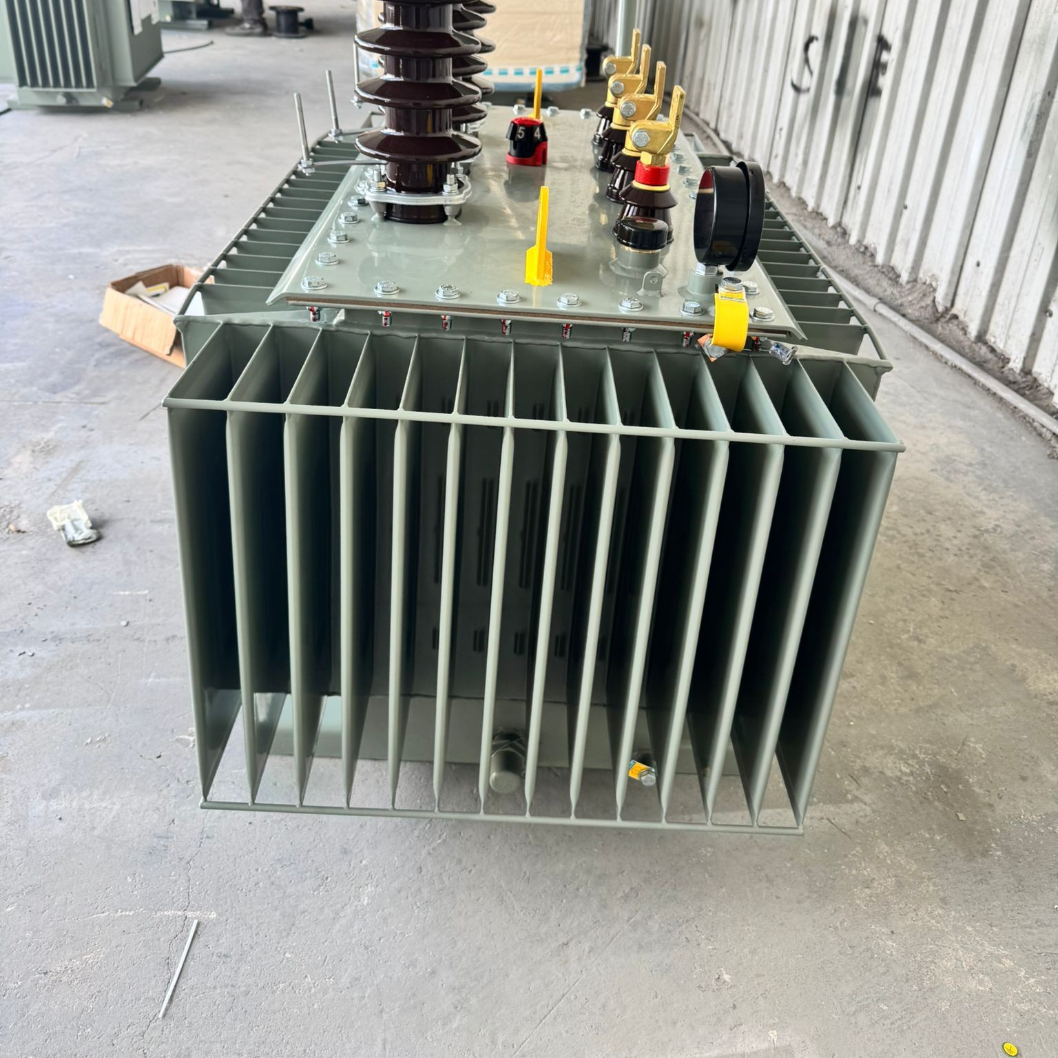 200 kVA oil immersed transformer for manufacturing plants