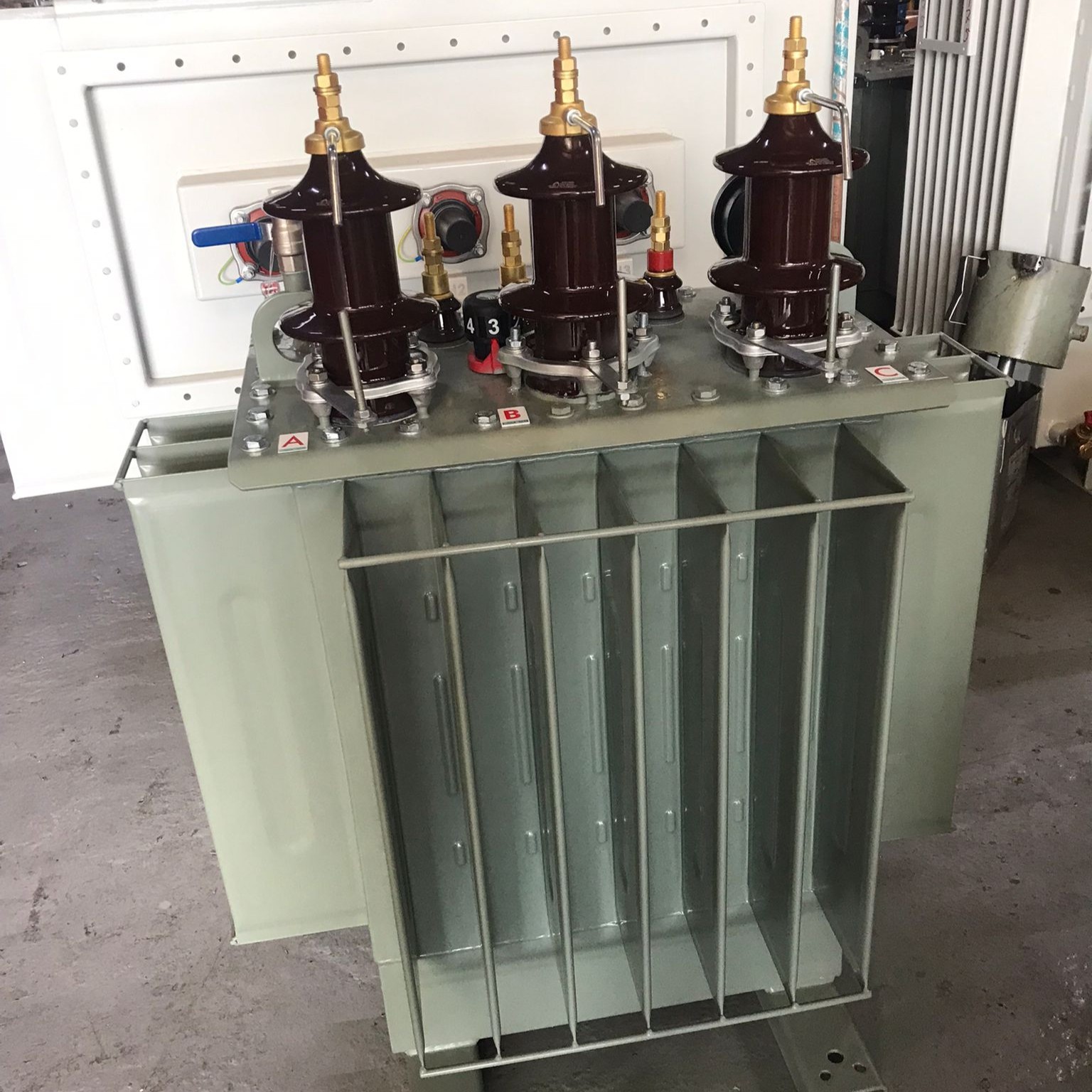 63 kVA aluminum winding oil immersed distribution transformer manufactured by DATSAN